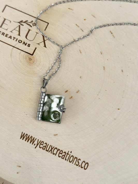 BOOK (3 PAGES) NECKLACE
