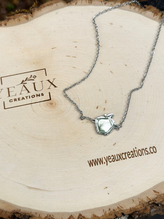 APPLE NECKLACE